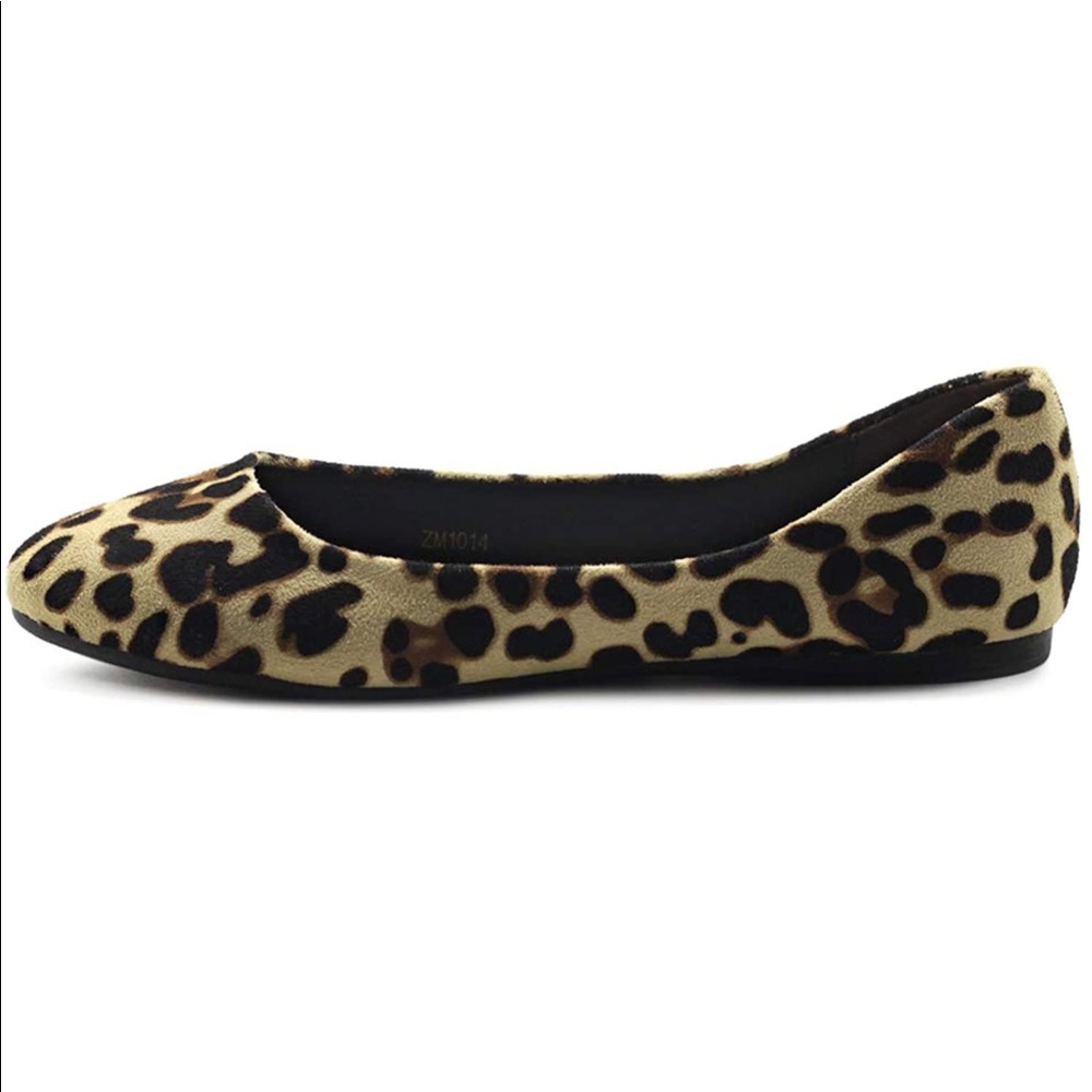 Ballet flats